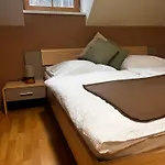 Bed & Breakfast Pehn Ottenschlag